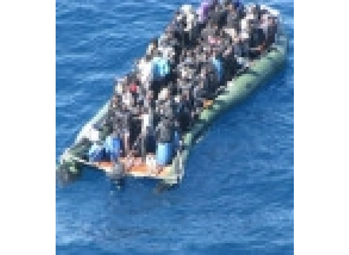 Boat People a Lampedusa Boat People a Lampedusa